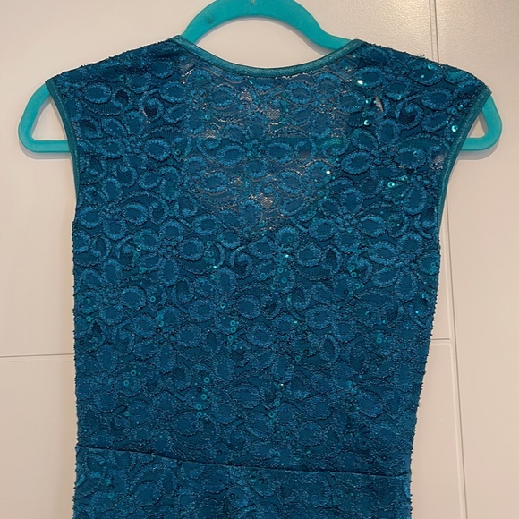 Blue green gorgeous short to long Dress Size Large - Picture 2 of 6